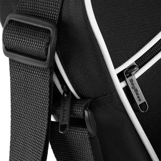 FLIGHT BAG RETRO STYLE - PERSONALISED GIFT